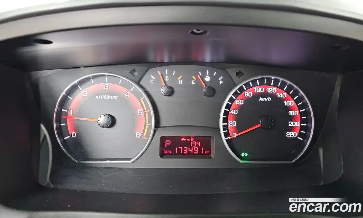 SsangYong Korando 2015 2.0 Автомат в Москве № 890121, фото 8