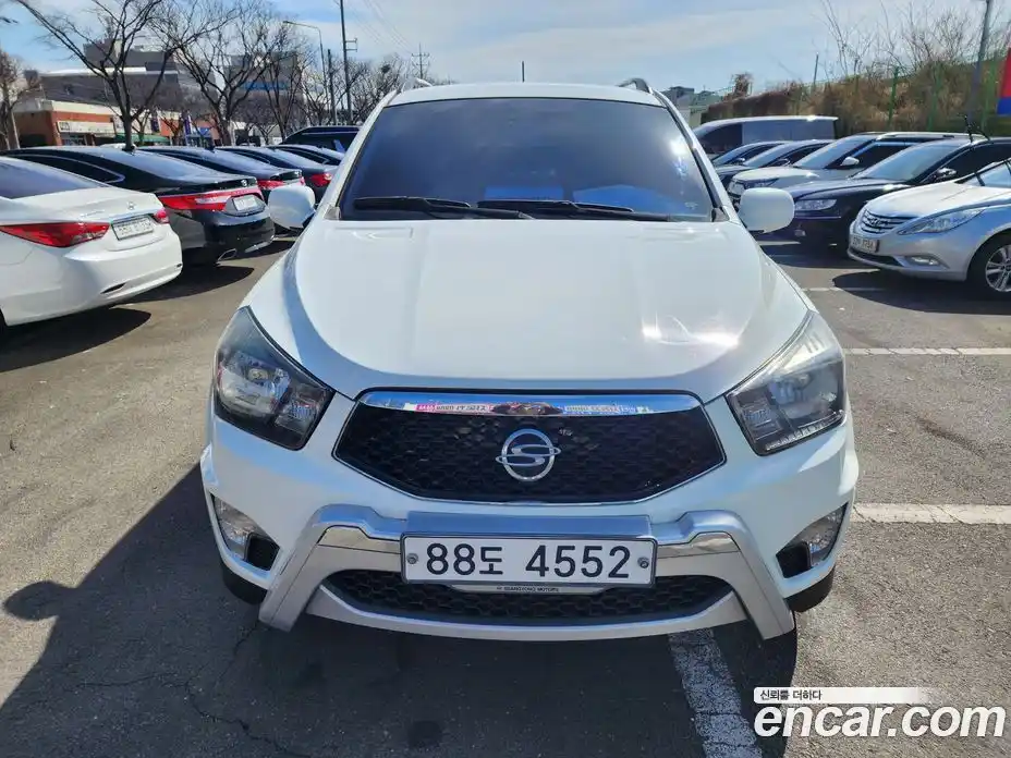 SsangYong Korando 2015 2.0 Автомат в Москве № 890311, фото 3