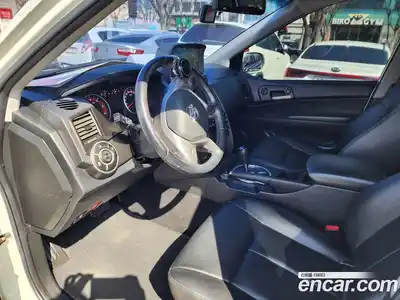 SsangYong Korando 2015 2.0 Автомат в Москве № 890311, миниатюра 10
