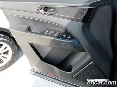 SsangYong Rexton 2020 2.2 Автомат в Москве № 890359, миниатюра 11