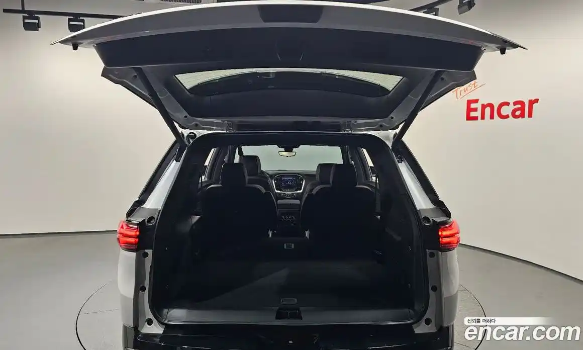 Chevrolet Traverse 2022 3.6 Автомат в Москве № 890629, фото 20