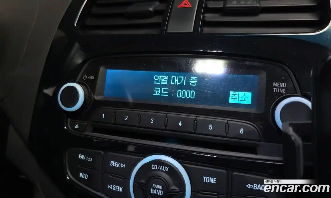 Chevrolet Spark 2015 1.0 Автомат в Москве № 890807, фото 16