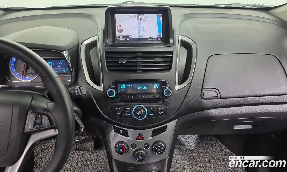 Chevrolet Trax 2016 1.4 Автомат в Москве № 890848, фото 14