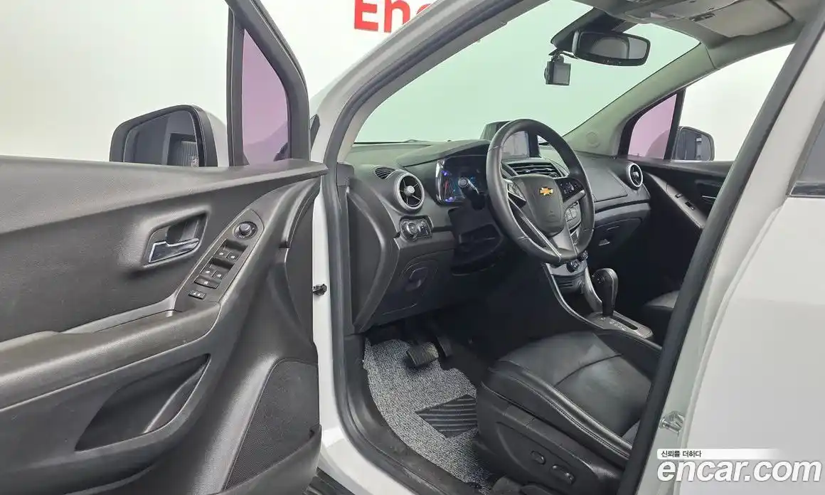 Chevrolet Trax 2016 1.4 Автомат в Москве № 890848, фото 10