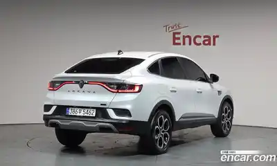 Renault Arkana 2024 1.6 Автомат в Москве № 891665, миниатюра 2