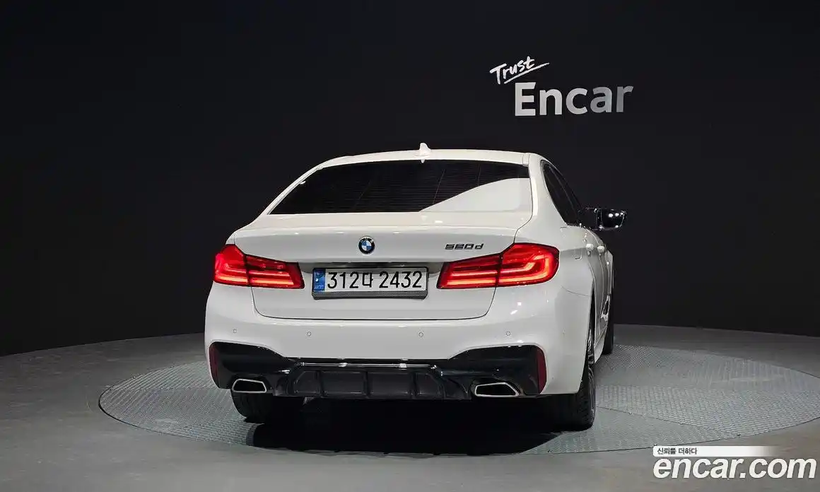 BMW 5-Series 2020 2.0 Автомат в Москве № 892218, фото 4