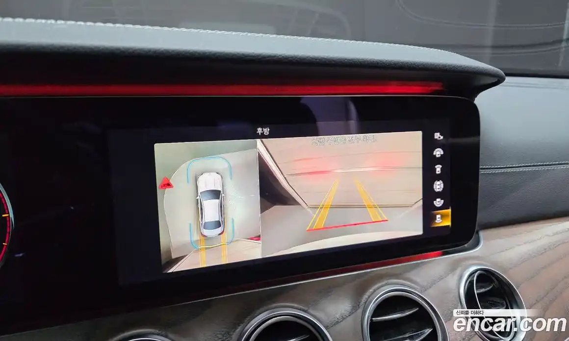 Mercedes-Benz E-Class 2021 1.9 Автомат в Москве № 893275, фото 16