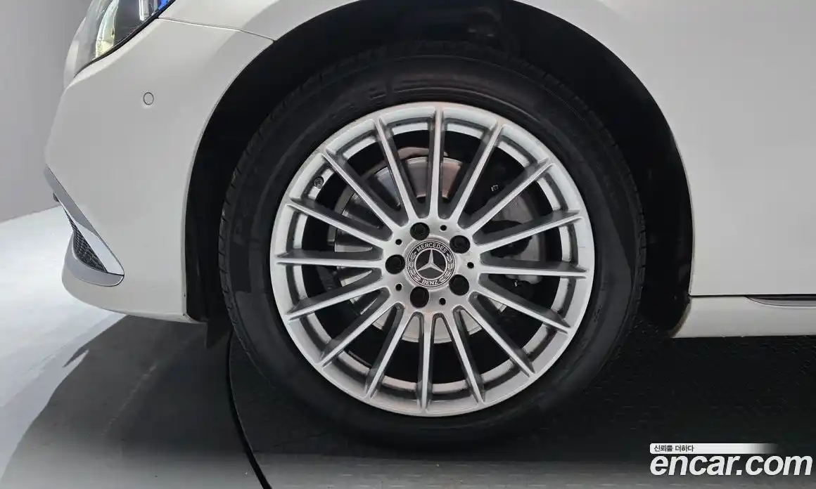 Mercedes-Benz E-Class 2021 1.9 Автомат в Москве № 893275, фото 5