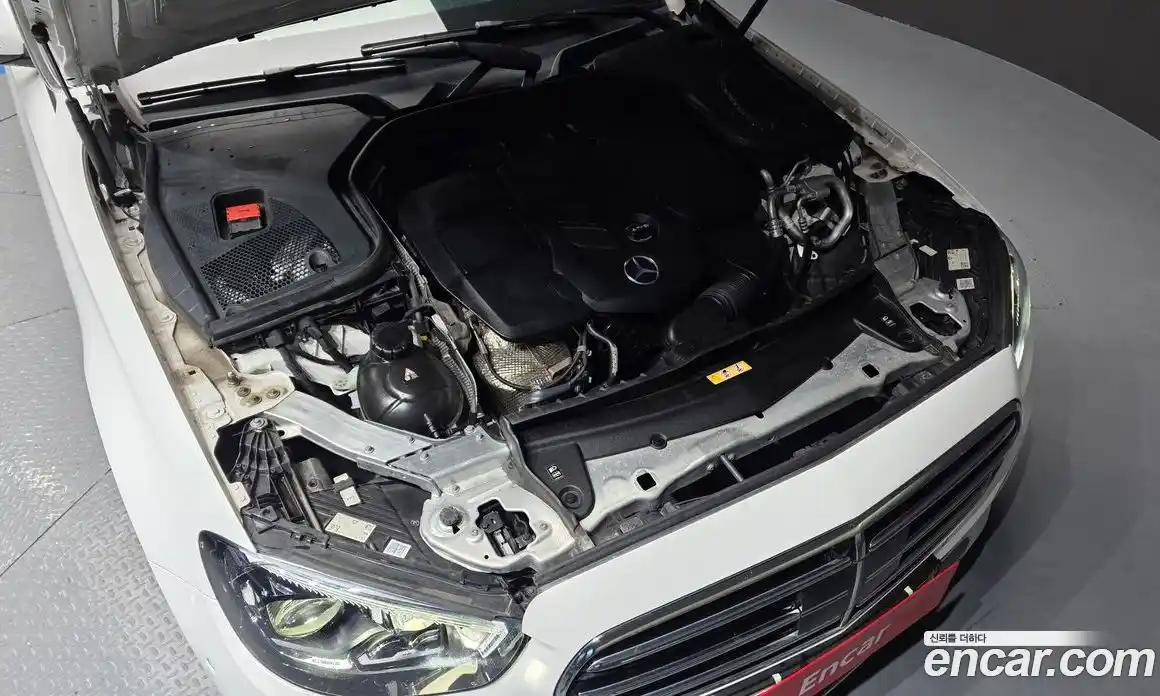 Mercedes-Benz E-Class 2021 1.9 Автомат в Москве № 893275, фото 6