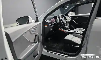 Audi Q2 2023 2.0 Автомат в Москве № 893680, миниатюра 10