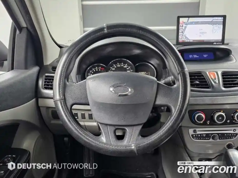 Renault SM3 2011 1.6 гидро в Москве № 152252, фото 13