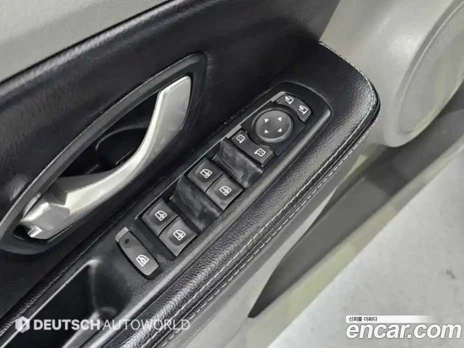 Renault SM3 2011 1.6 гидро в Москве № 152252, фото 19