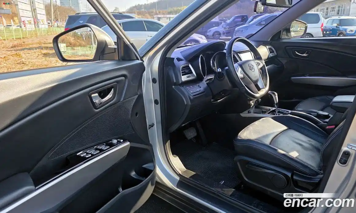 SsangYong TIBOLI 2015 1.6 Автомат в Москве № 35117, фото 11