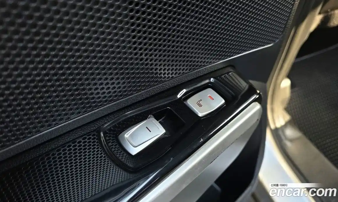 SsangYong TIBOLI 2015 1.6 Автомат в Москве № 35117, фото 18