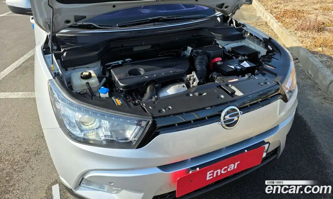 SsangYong TIBOLI 2015 1.6 Автомат в Москве № 35117, фото 6