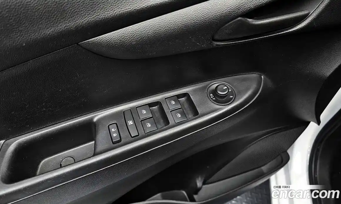 Chevrolet Spark 2016 1.0 гидро в Москве № 42080, фото 18