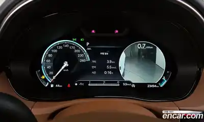 Genesis GV70 2023 2.5 гидро в Москве № 82554, миниатюра 8