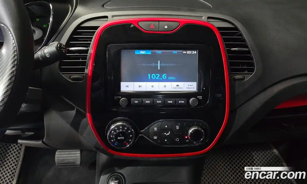 Renault QM3 2015 1.5 Автомат в Москве № 853715, фото 15