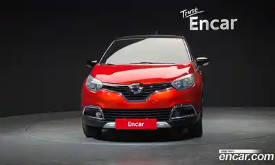 Renault QM3 2015 1.5 Автомат в Москве № 853715, миниатюра 3