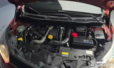 Renault QM3 2015 1.5 Автомат в Москве № 853715, миниатюра 6