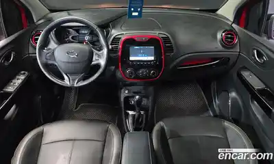 Renault QM3 2015 1.5 Автомат в Москве № 853715, миниатюра 7