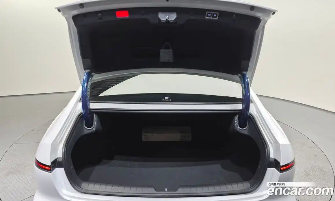 Hyundai Grandeur 2025 1.6 Автомат в Москве № 853917, фото 20