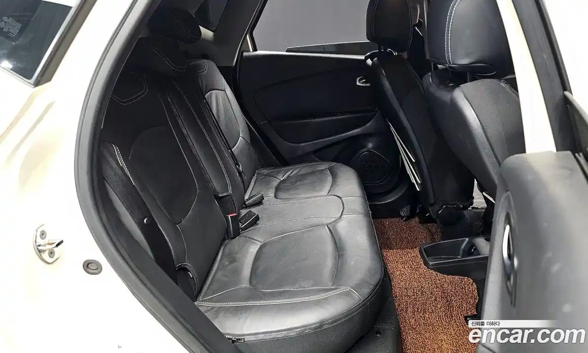 Renault QM3 2017 1.5 Автомат в Москве № 853940, фото 12