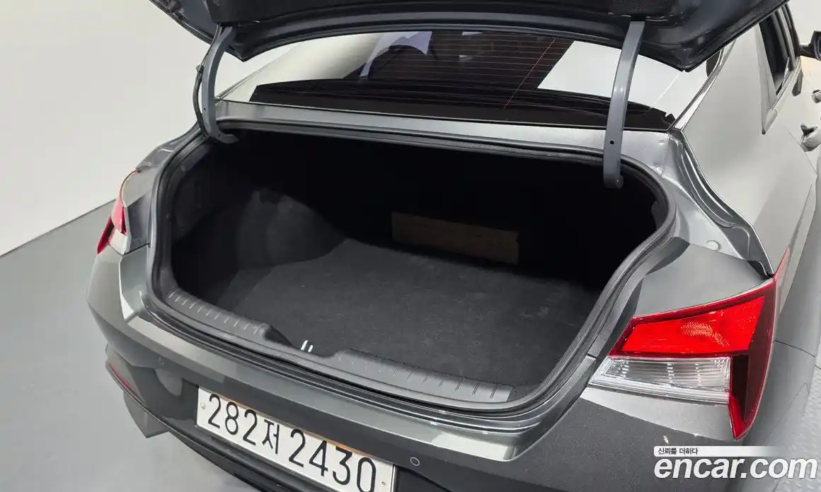 Hyundai Avante 2023 1.6 Автомат в Москве № 854107, фото 19