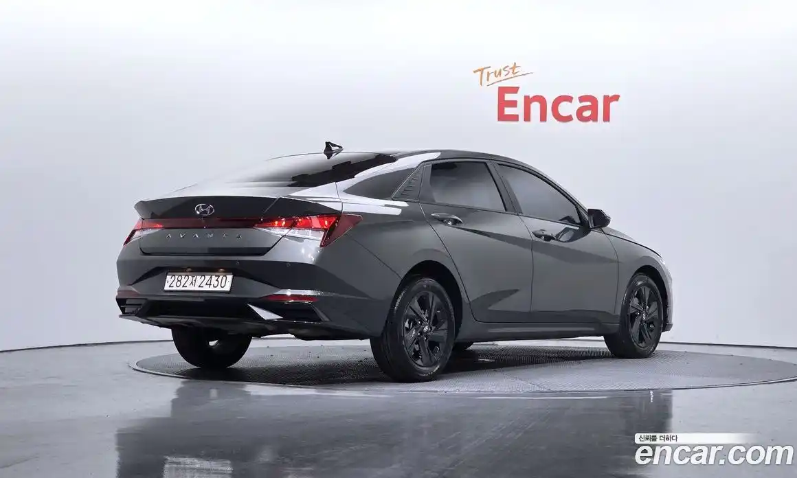 Hyundai Avante 2023 1.6 Автомат в Москве № 854107, фото 2