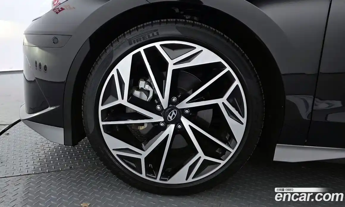 Hyundai Ioniq 6 2023 0.1 Автомат в Москве № 854219, фото 5