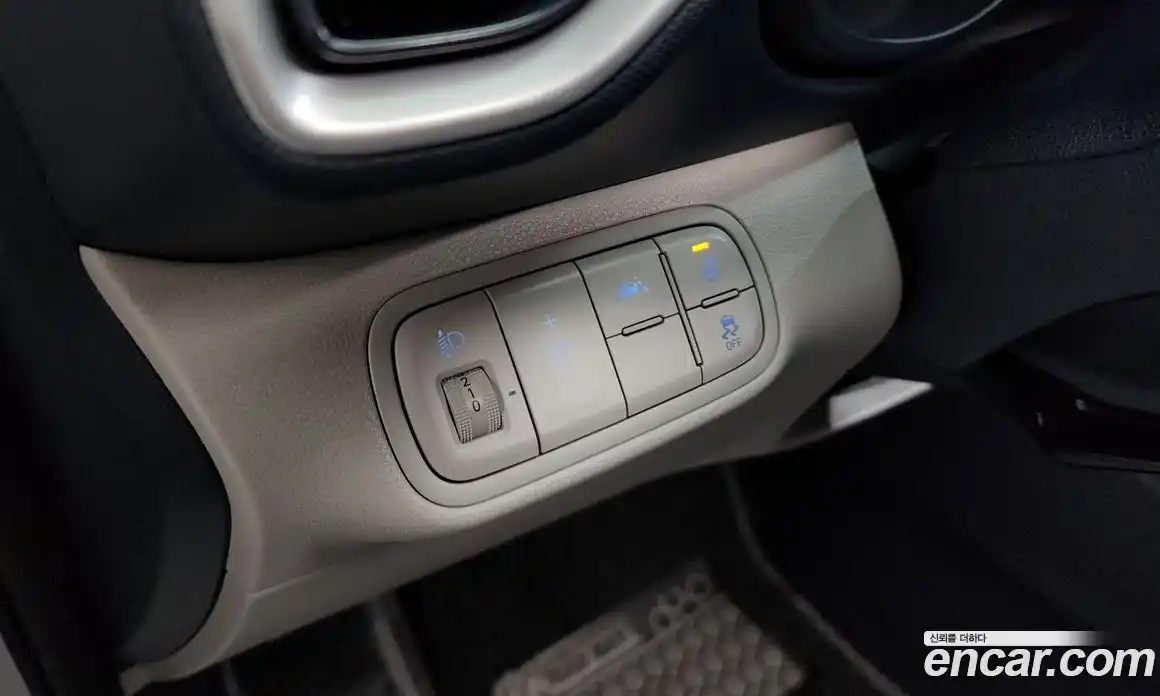 Hyundai Venue 2021 1.6 Автомат в Москве № 854360, фото 13