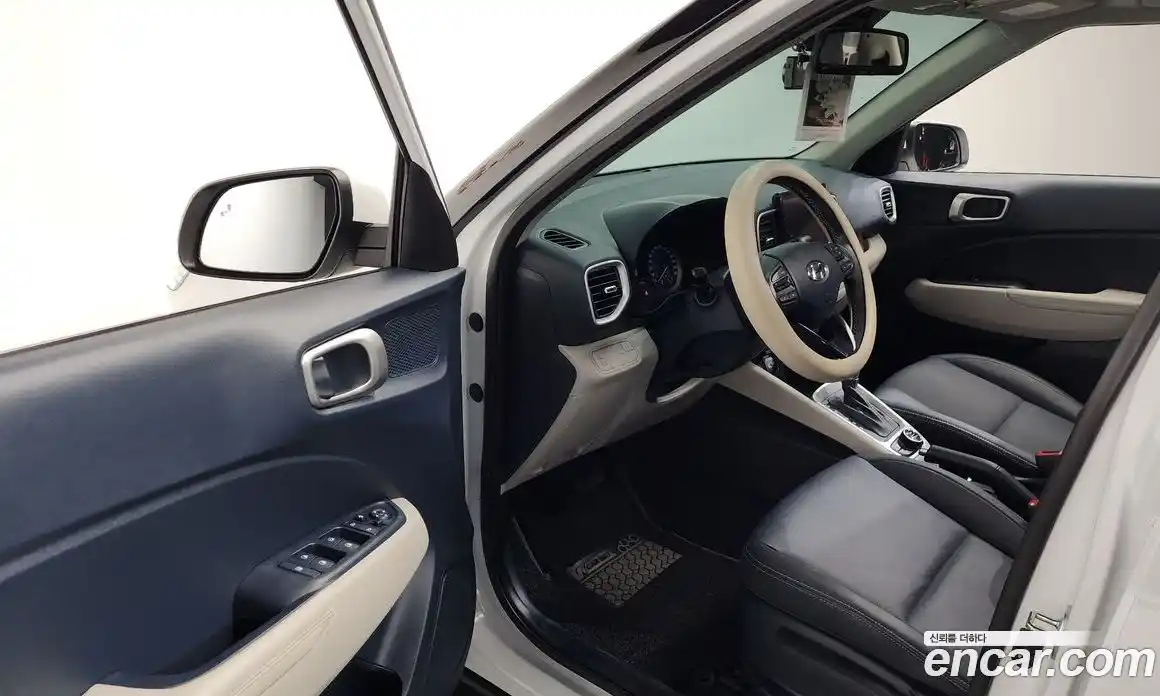 Hyundai Venue 2021 1.6 Автомат в Москве № 854360, фото 9