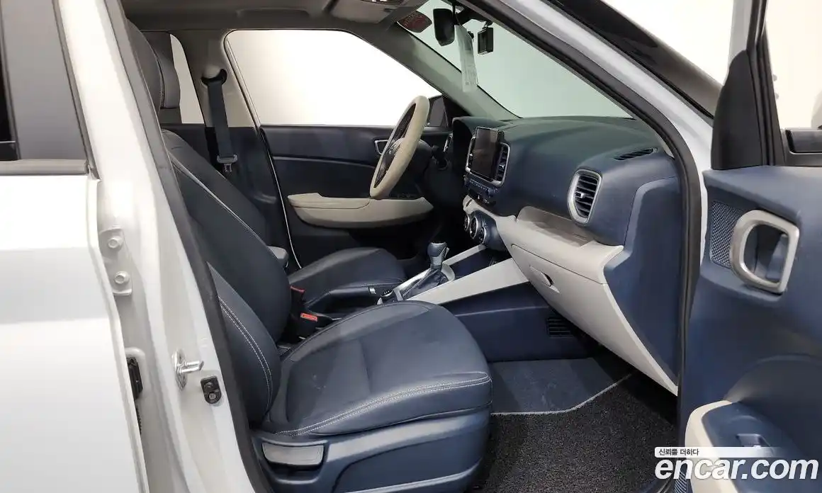 Hyundai Venue 2021 1.6 Автомат в Москве № 854360, фото 10