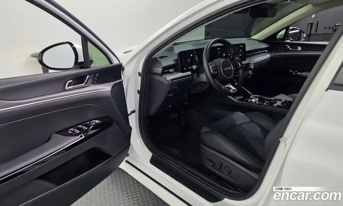 Kia K5 2025 2.0 Автомат в Москве № 854756, фото 10