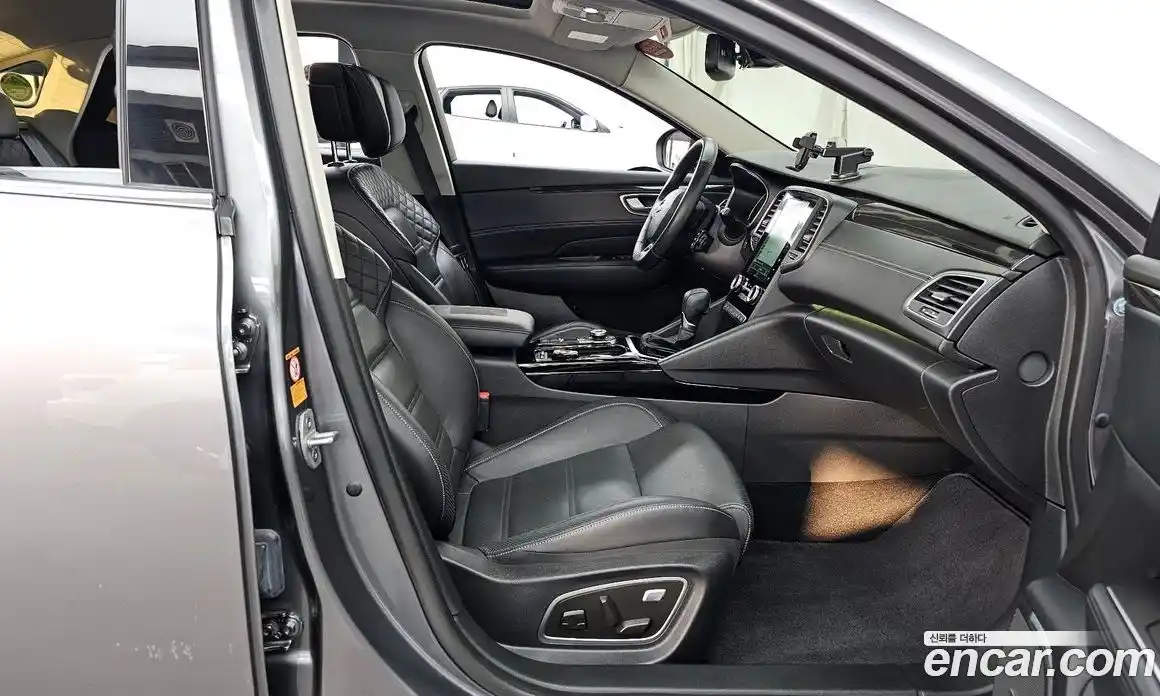 Renault SM6 2016 1.6 Автомат в Москве № 855080, фото 11