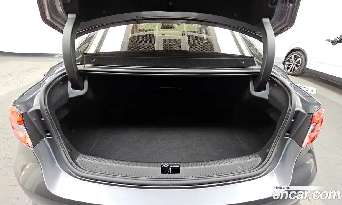 Renault SM6 2016 1.6 Автомат в Москве № 855080, фото 20