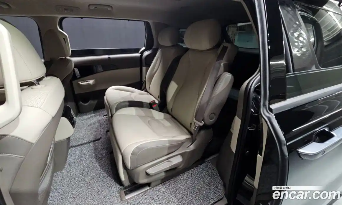 Kia Canival 2024 2.2 Автомат в Москве № 855459, фото 12