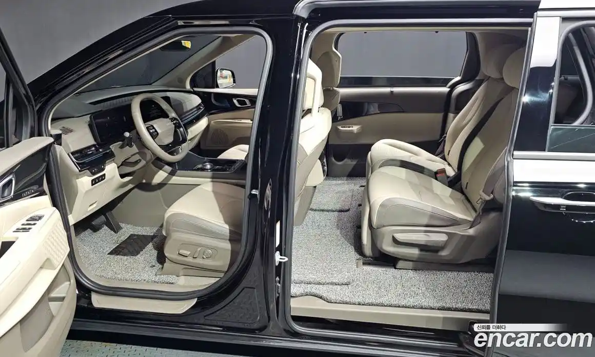 Kia Canival 2024 2.2 Автомат в Москве № 855459, фото 10