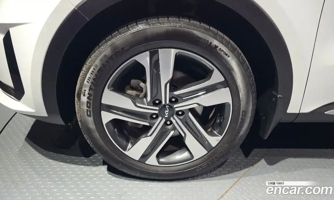 Kia Sorento 2022 1.6 Автомат в Москве № 855478, фото 5