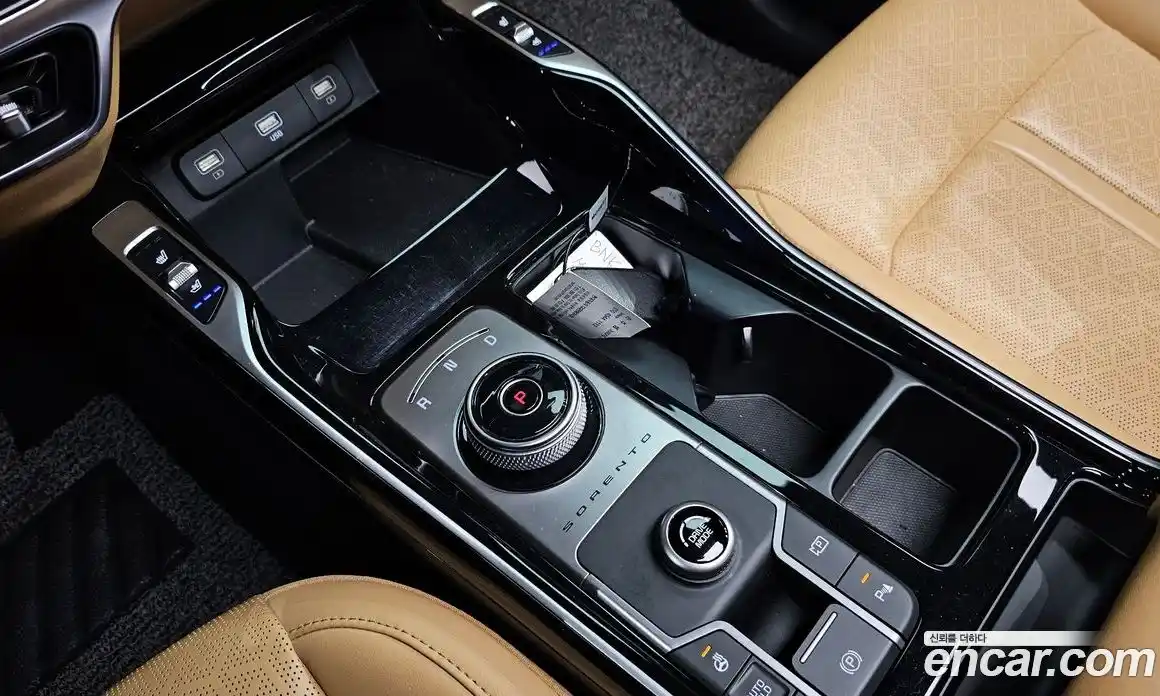 Kia Sorento 2022 1.6 Автомат в Москве № 855478, фото 9