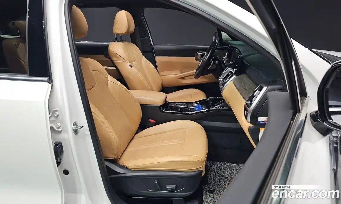 Kia Sorento 2022 1.6 Автомат в Москве № 855478, фото 10