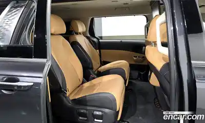 Kia Canival 2023 3.5 Автомат в Москве № 855569, миниатюра 12