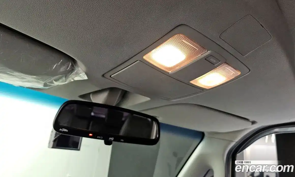 Kia Ray 2016 1.0 Автомат в Москве № 855614, фото 18