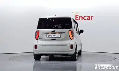 Kia Ray 2016 1.0 Автомат в Москве № 855614, миниатюра 4