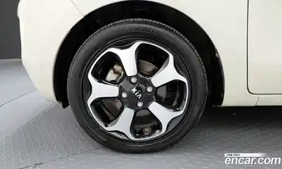 Kia Ray 2016 1.0 Автомат в Москве № 855614, миниатюра 5