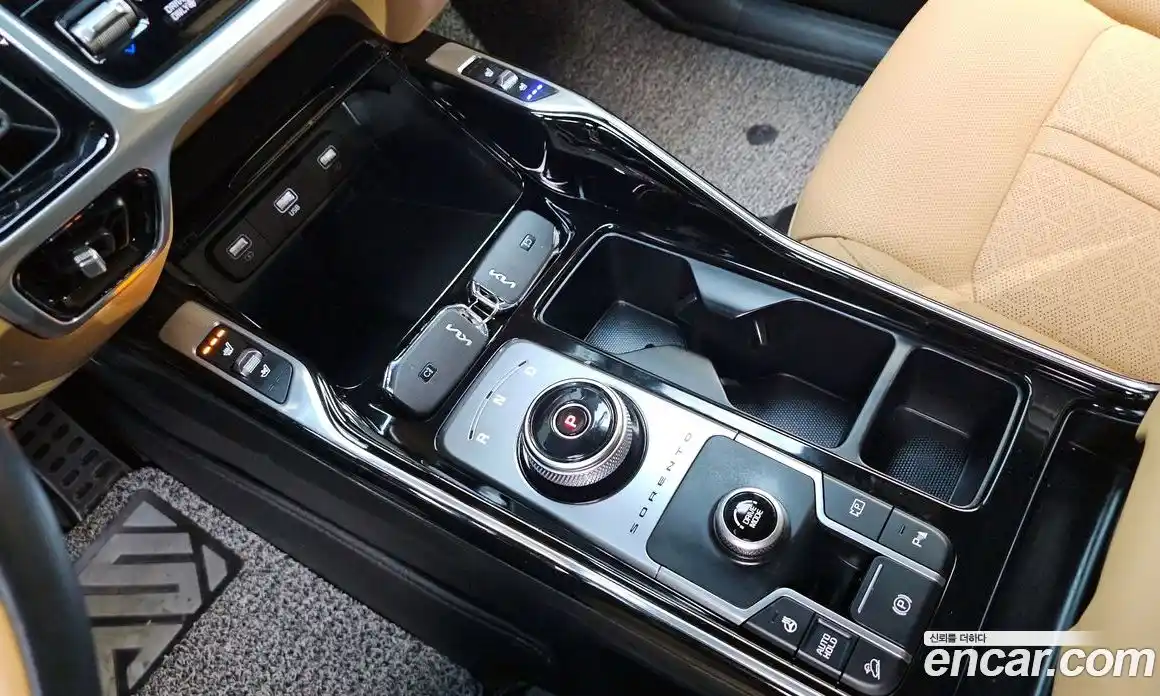 Kia Sorento 2022 1.6 Автомат в Москве № 855804, фото 9