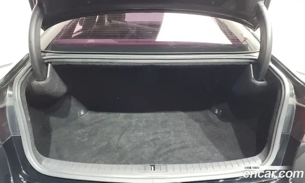 Genesis G80 2017 3.3 Автомат в Москве № 856019, фото 20