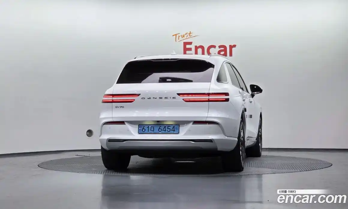 Genesis GV70 2022 0.1 Автомат в Москве № 856155, фото 4