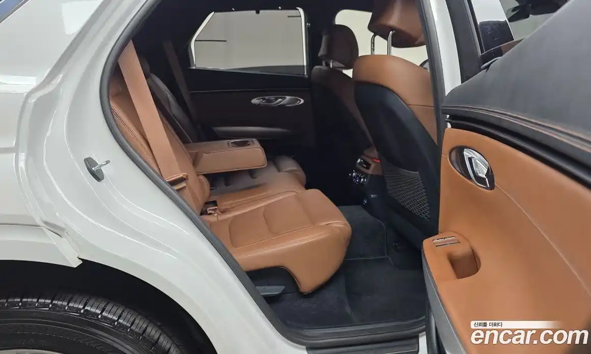 Genesis GV70 2023 2.5 Автомат в Москве № 856209, фото 12