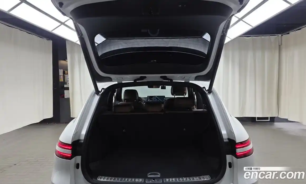 Genesis GV70 2023 2.5 Автомат в Москве № 856209, фото 20